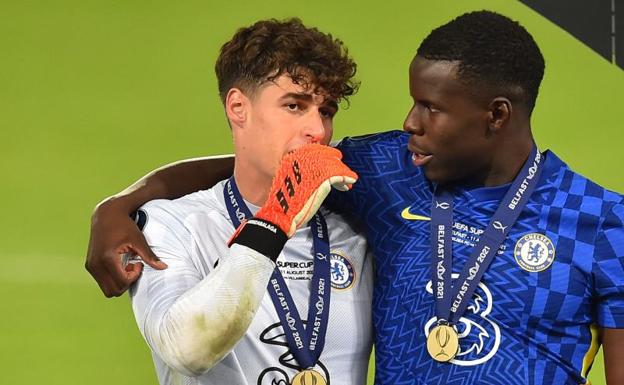 Kepa Arrizabalaga ya para penaltis en su redención inglesa