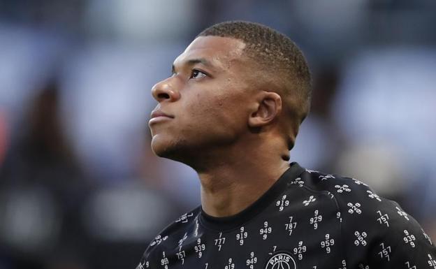 Mbappé da la bienvenida a Messi, que ya entrena con el PSG