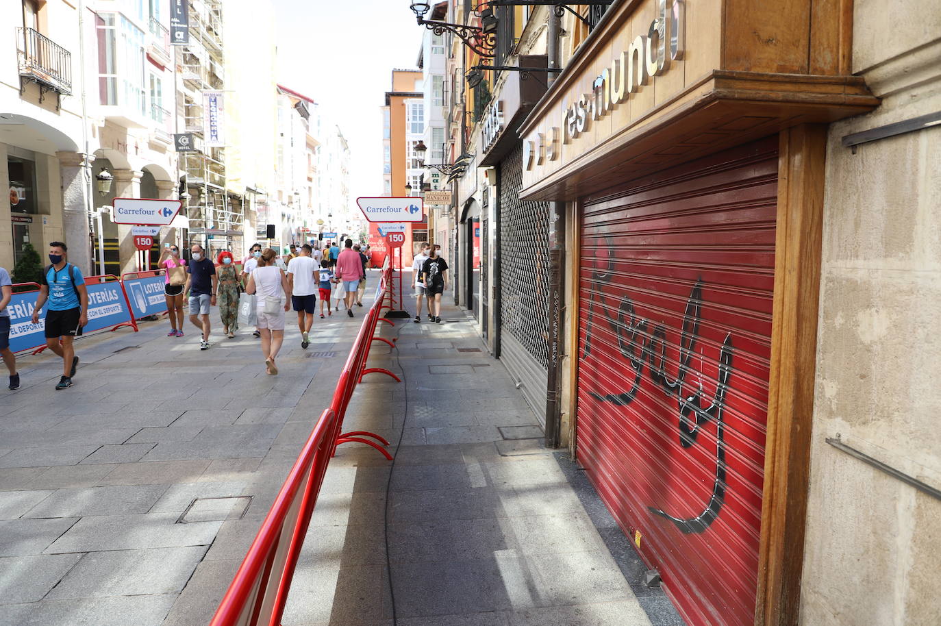 La Vuelta afecta a los negocios de la calle Paloma de Burgos