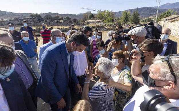 Sánchez en Ávila: el Gobierno declarará «zonas gravemente afectadas» a las arrasadas por incendios