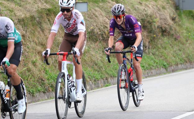 Pelayo Sánchez repite escapada en Monforte de Lemos