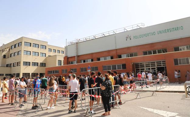 El polideportivo de la UBU seguirá como punto de vacunación en Burgos pese al inicio del curso universitario