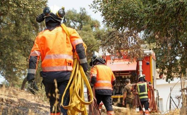 El incendio de Sierra Bermeja ya afecta a 6.000 hectáreas forestales