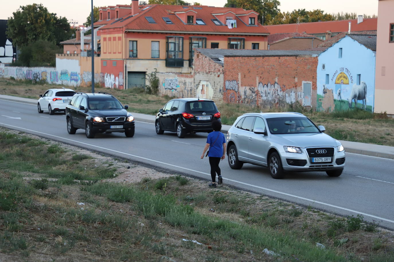 Un barrio sin aceras en Burgos