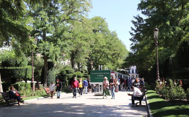 Domingo de paseo y terraza para despedir el verano en Burgos