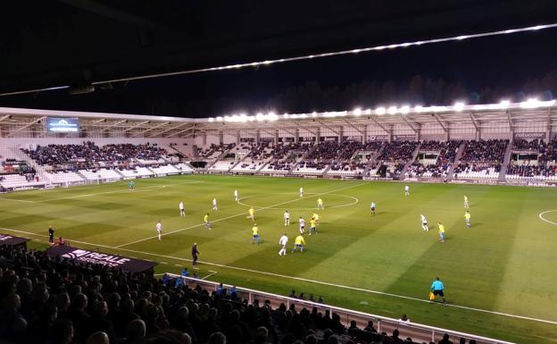 Varios aficionados fueron expulsados del estadio por incumplir las normas covid ante Las Palmas