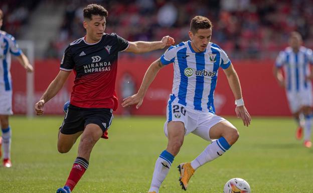 Una mala versión del Mirandés cae en la víspera del derbi