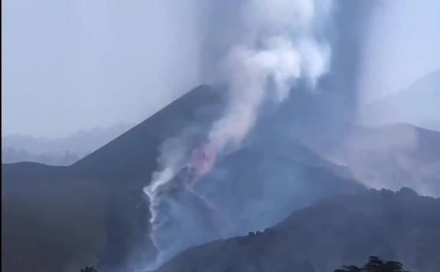 Fuertes explosiones en volcán de La Palma después de una semana en activo