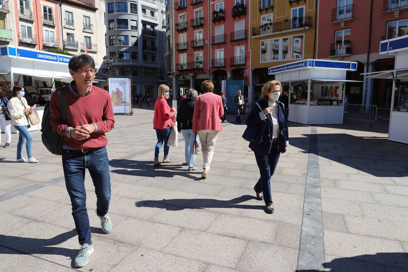 La Feria del Libro de Burgos abre sus puertas en la Plaza Mayor