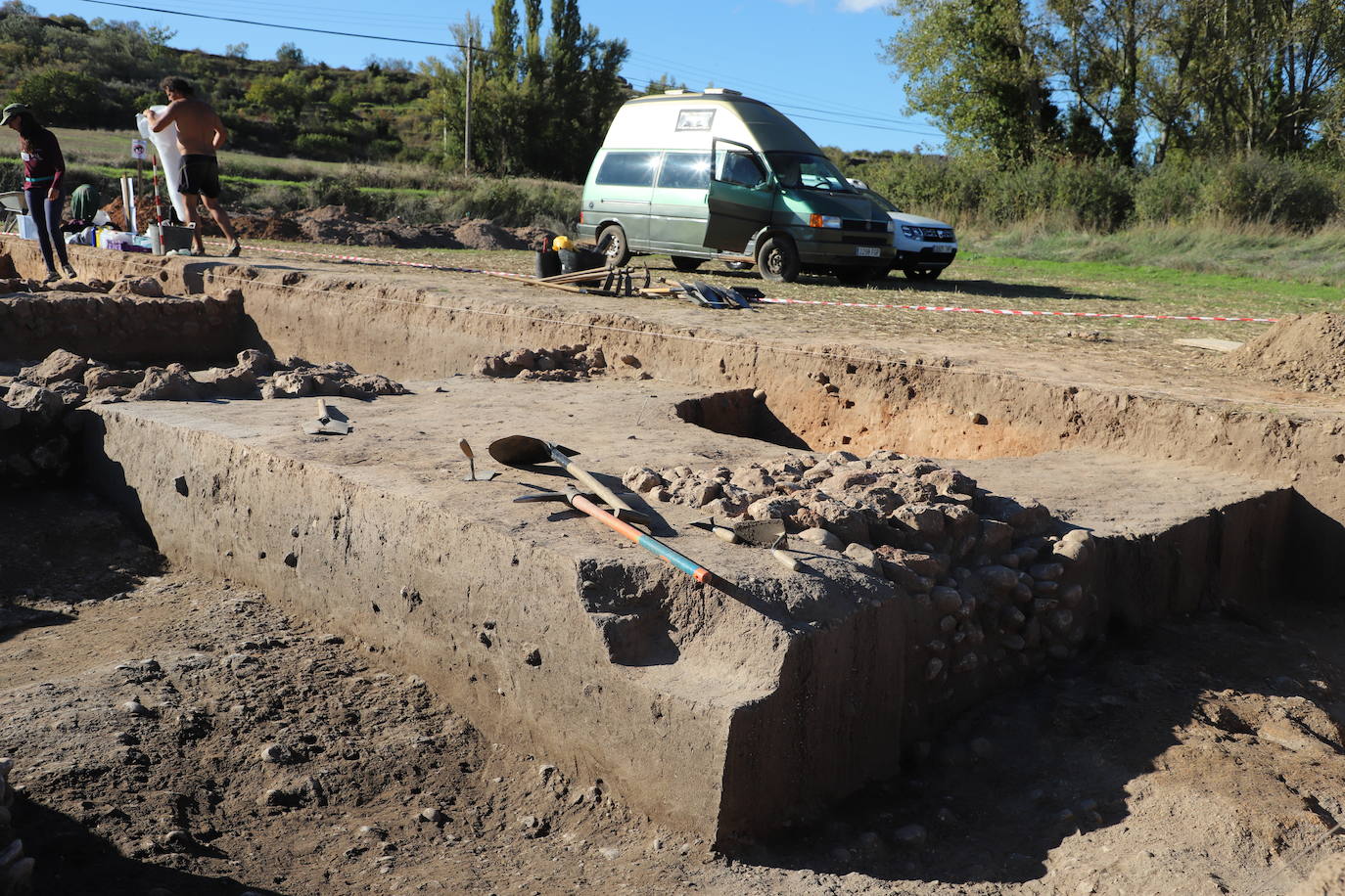 La ciudad romana de Flaviagusta emerge en Poza de la Sal