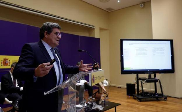 El Gobierno destinará 1.900 millones a la 'paguilla' para compensar a los pensionistas