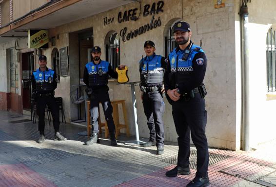 La medalla invisible por salvar una vida en Burgos: «Nos quedamos con el abrazo de su mujer»