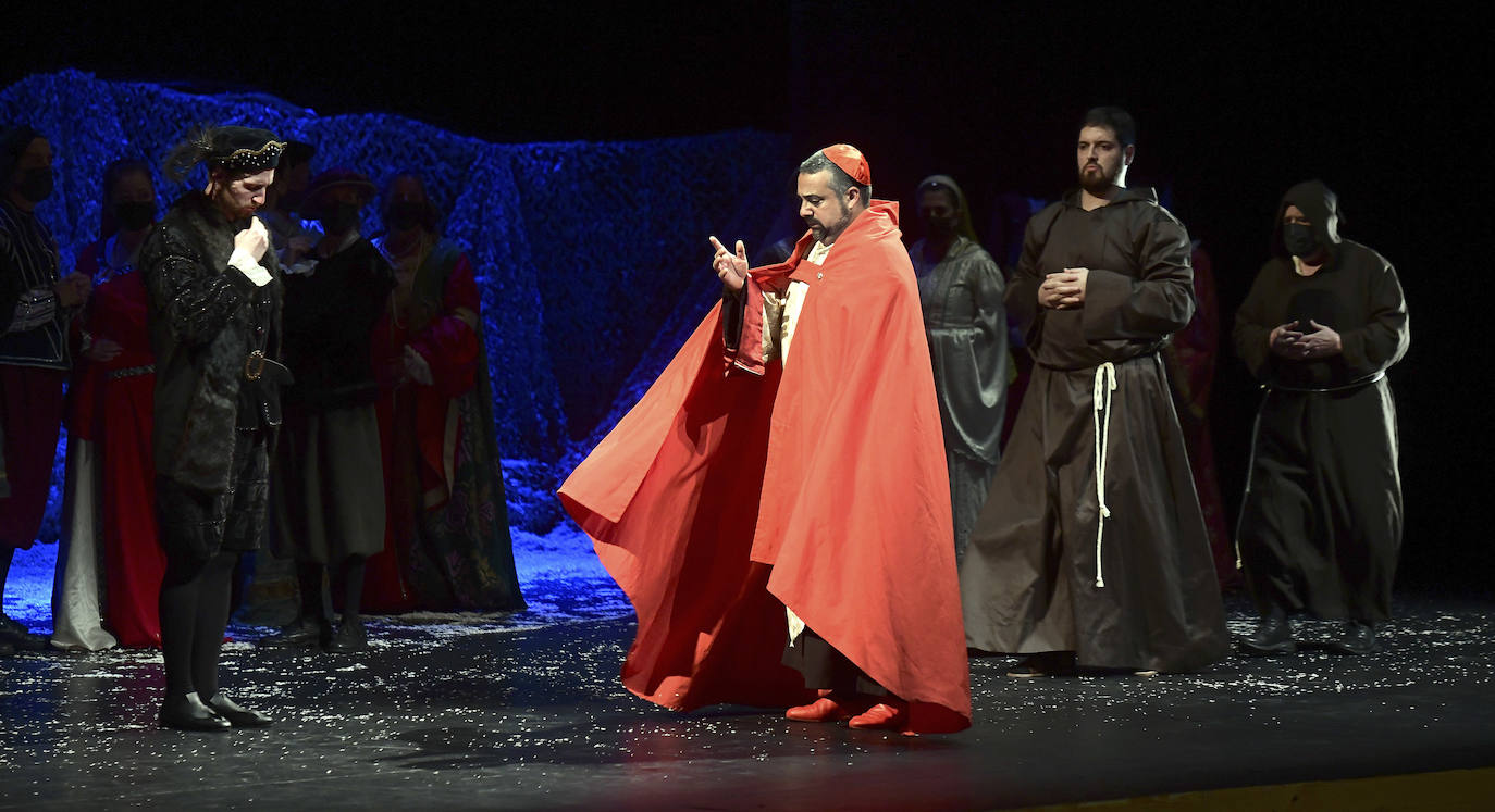 La ópera 'Los Comuneros' cierra en Burgos su gira por la comunidad