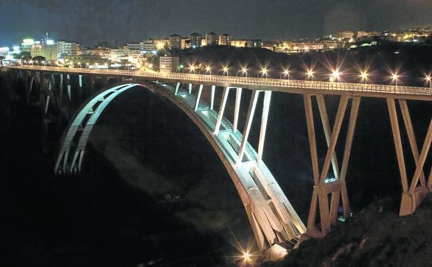 El peligroso puente de la 'Ndrangheta'