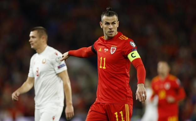 Bale vuelve a romperse con Gales