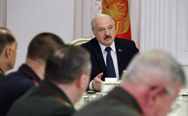 Lukashenko empieza la repatriación de migrantes desde Bielorrusia