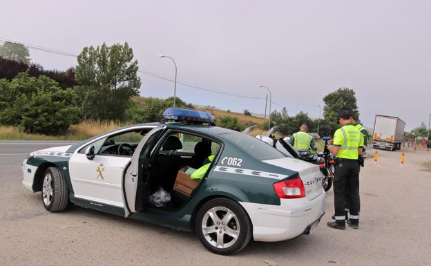 Doce positivos en alcohol o drogas al volante en los controles del fin de semana en Burgos