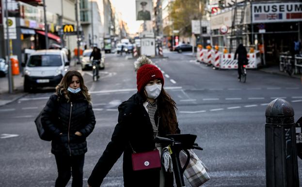 Alemania registra su tasa de incidencia más alta y endurece las restricciones