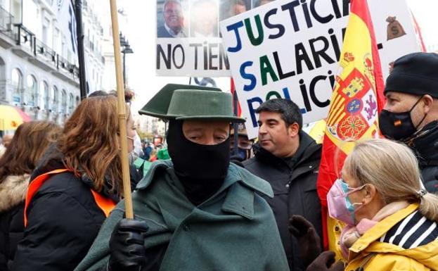 La manifestación de la ley mordaza deriva en una protesta masiva contra el Gobierno