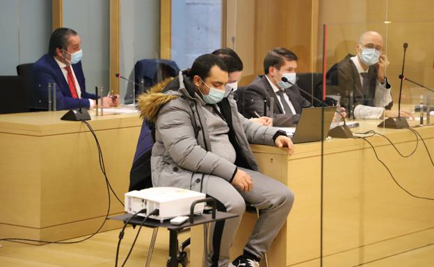 El acusado de asesinar al escayolista de Miranda: «Pido perdón a la familia, fue un accidente»