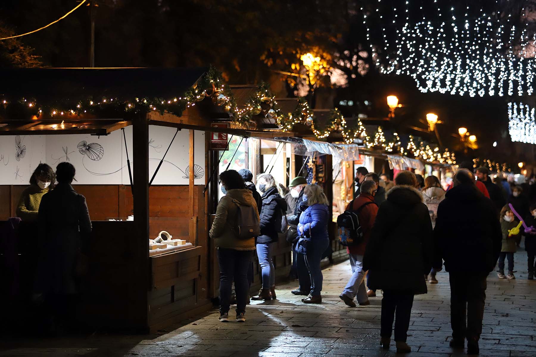 Segunda Navidad en pandemia: mayor incidencia, menor hospitalización y menos muertes