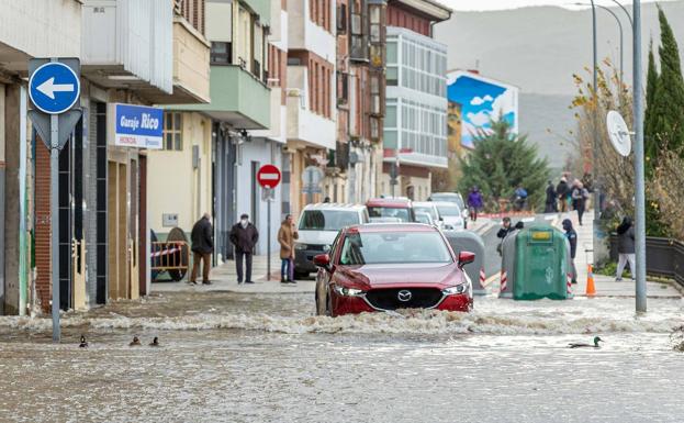 La cuenca del Ebro llevaba sobreaviso una semana, lo que ha minimizado el impacto de la crecida