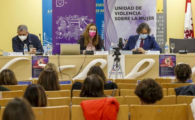 Barcones destaca el papel de los medios en la prevención y lucha contra la violencia de género