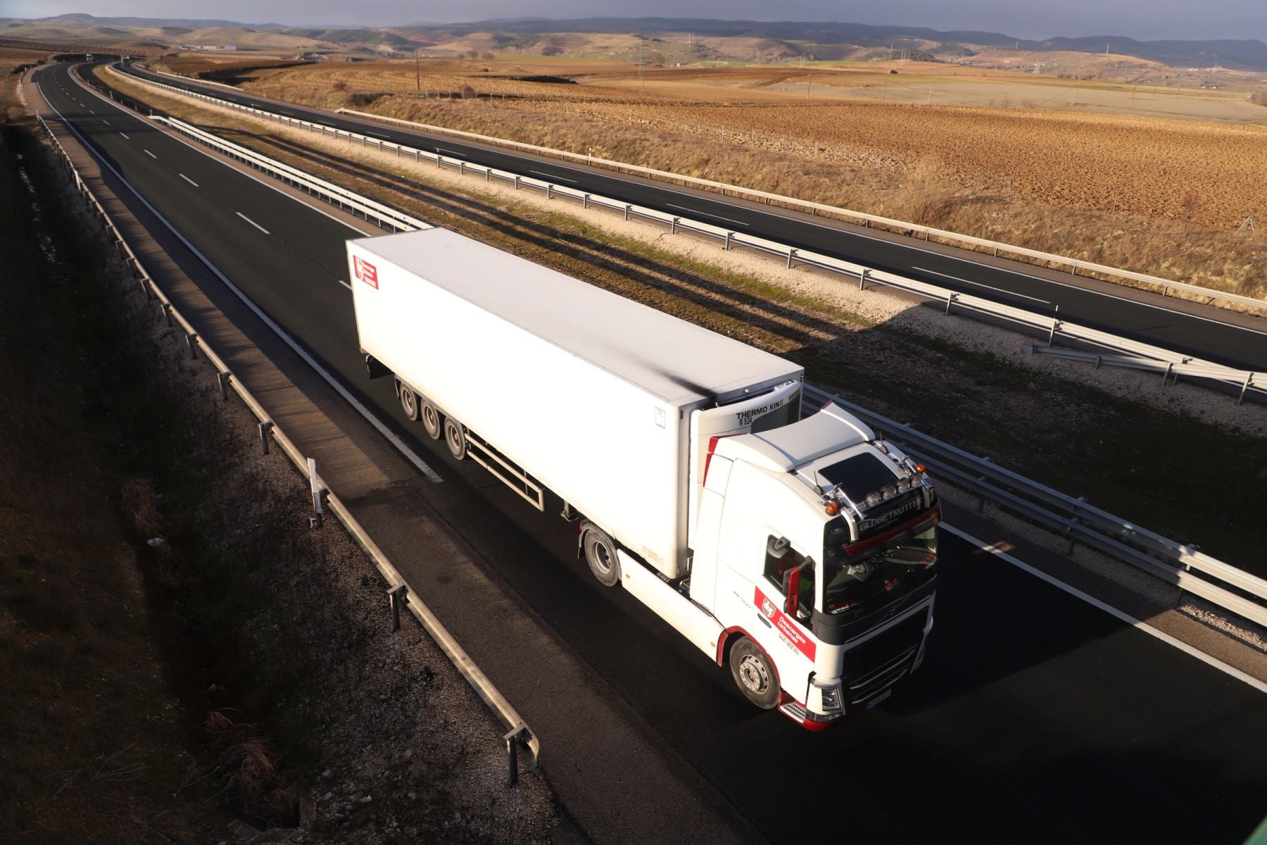 Patronal y sindicatos cerrarán el año con cuatro convenios sectoriales pendientes de negociación