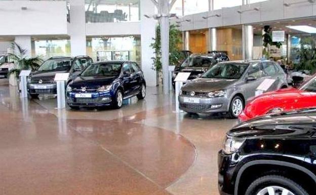 El precio de unos 250.000 coches subirá cerca de 1.000 euros por el impuesto de matriculación