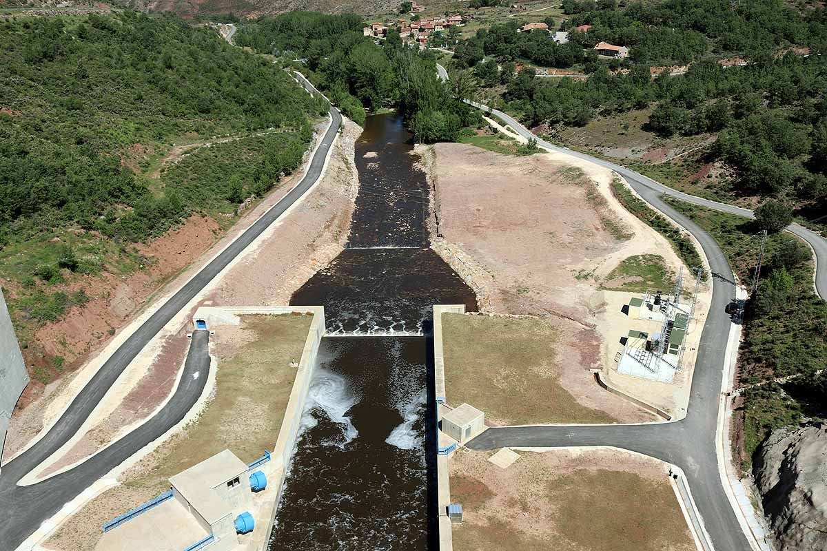 El embalse de Castrovido alcanza el nivel de su primera fase de llenado