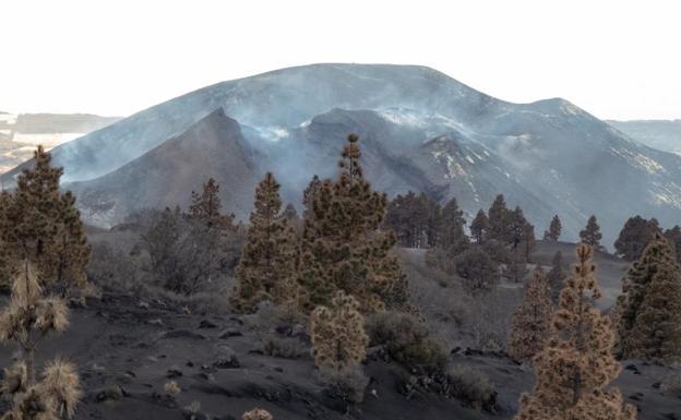 El volcán agoniza cuando se cumplen tres meses de la erupción