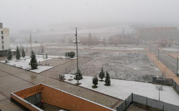 Nieve para recibir a los Reyes Magos en Burgos