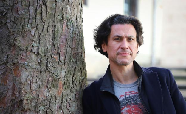 Rodrigo Cortés: «Desconfío de cualquier cosa que no tenga humor»