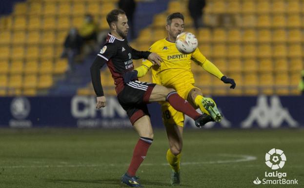El Mirandés rasca un punto en Santo Domingo