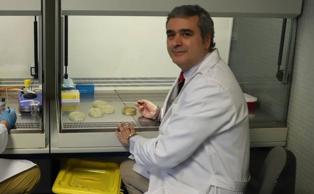 Buscan la solución a la resistencia de los antibióticos en las aguas residuales de Burgos