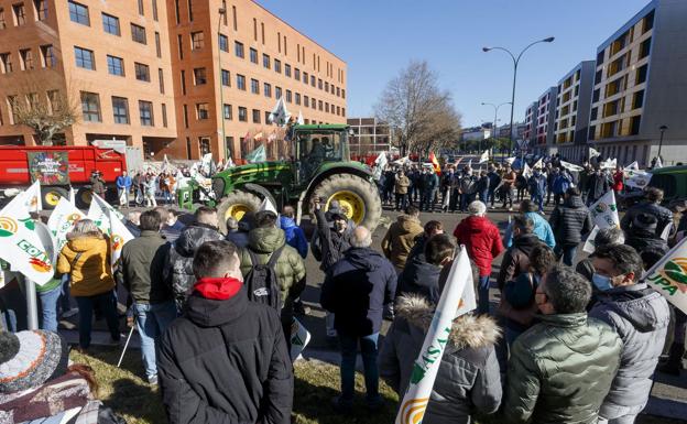 La Junta paga 8,8 millonesa 8.170 agricultores y ganaderos de Burgos por la liquidación de la PAC