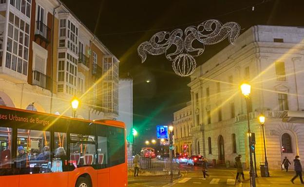 Más tiempo con las luces de Navidad apagadas que encendidas en Burgos