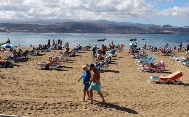 España recibió 31,1 millones de turistas en 2021