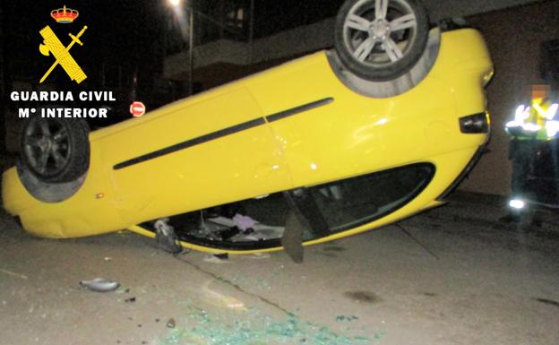 Identificado el conductor que causó un accidente en Medina, volcó el coche y se fugó del lugar