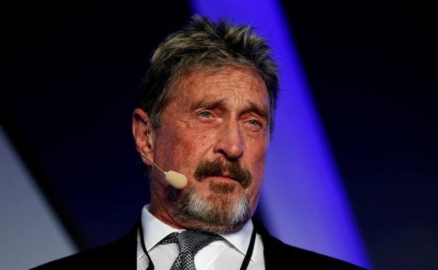 El cuerpo de John McAfee lleva siete meses en una morgue de Barcelona