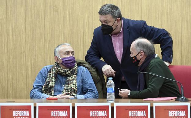 Pepe Álvarez asegura «echar de menos» a Herrera por su trato al diálogo social