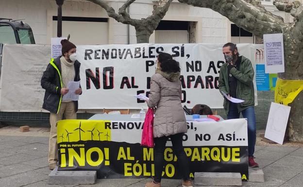 Tres comarcas burgalesas contra la instalación de dos nuevos parques eólicos salen a las calles