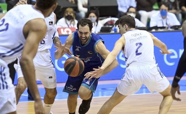 El capitán del San Pablo Burgos, Vítor Benite, Premio Gigante Latinoamericano