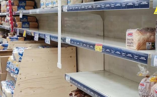 Los supermercados de Burgos garantizan el abastecimiento y llaman a los clientes a comprar «con calma»