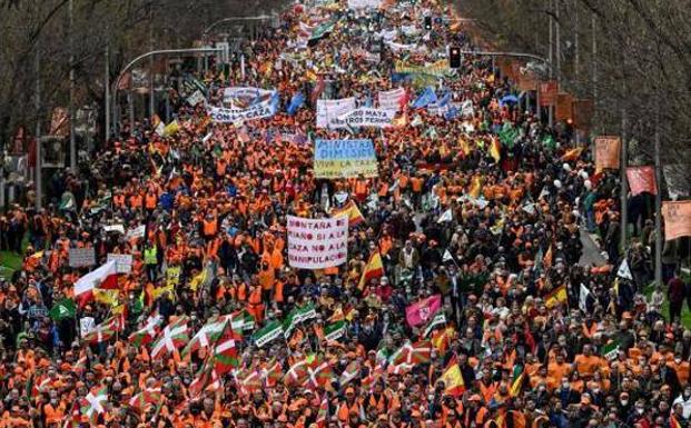 Planas dice que «hay que tomar nota» de la manifestación del campo pero «no es momento de conflicto»