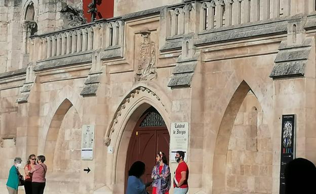 Los trabajadores de la Catedral de Burgos se van a la huelga tras meses de «abusos» y «hostigamientos»