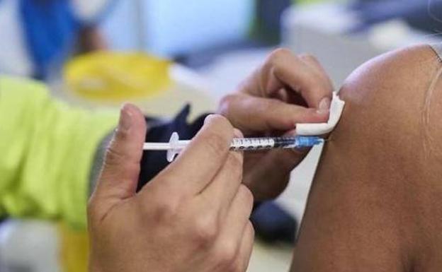 Convocatorias de repesca para primeras, segundas y terceras dosis de la vacuna covid en Burgos