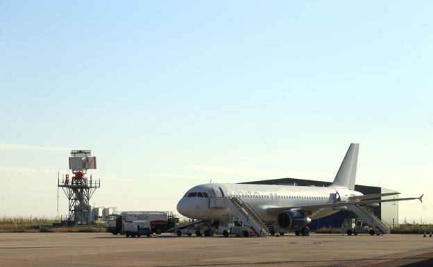 El Aeropuerto de Burgos, el único de Castilla y León sin vuelos estivales