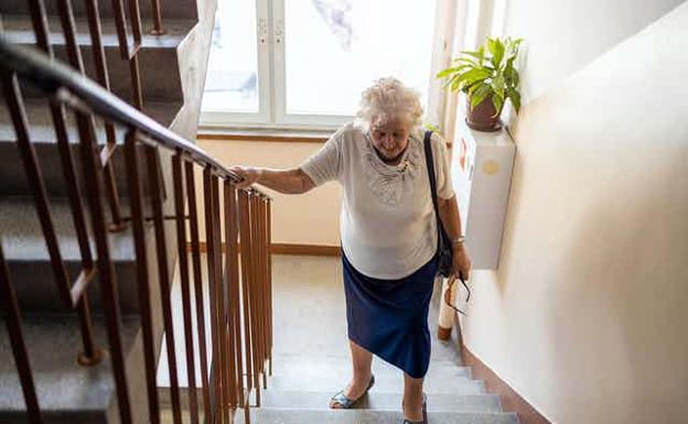 ¿Podría cambiarnos la vida subir por la escalera en vez de usar el ascensor?