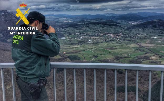 Localizan a un senderista extraviado tras una fuerte nevada en Monte Santiago